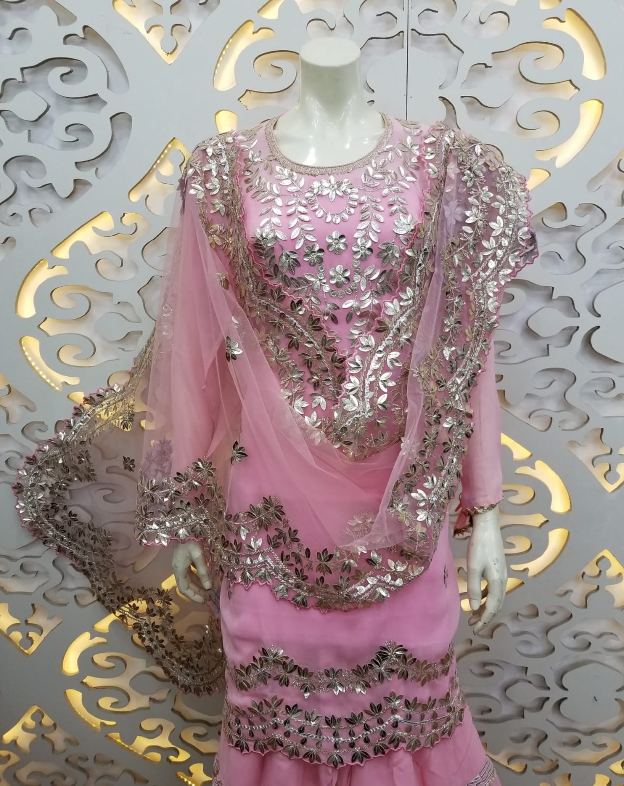 GotaPatti Work Mehndi Dresses- Gota Patti Dress Design- Gota Kinari Dupatta  Design- Gota Patti Suit - YouTube